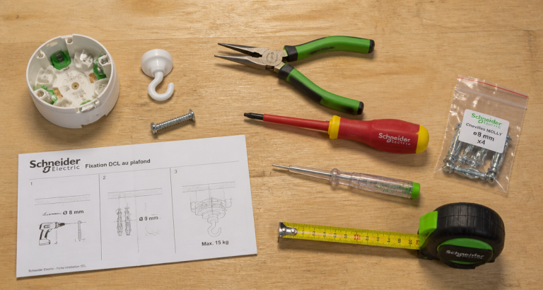 remplacer crochet dcl par vis sur plan de travail
